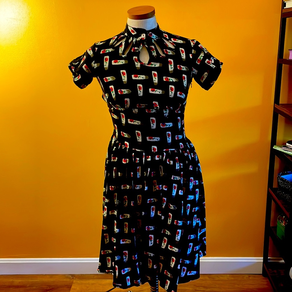 Rose patterned unique vintage dress